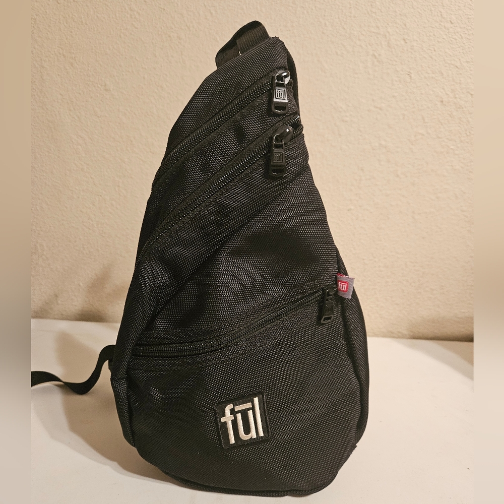 FūL Sling Shoulder Backpack